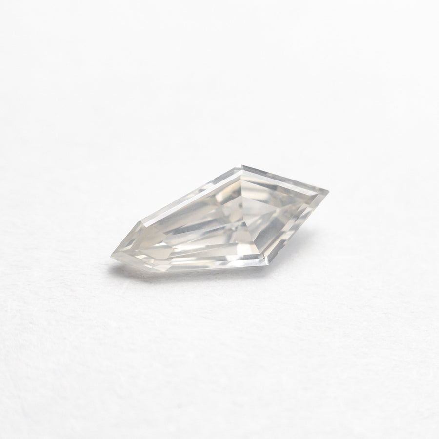 0.66ct 9.95x4.52x2.36mm Shield Step Cut 18910-07