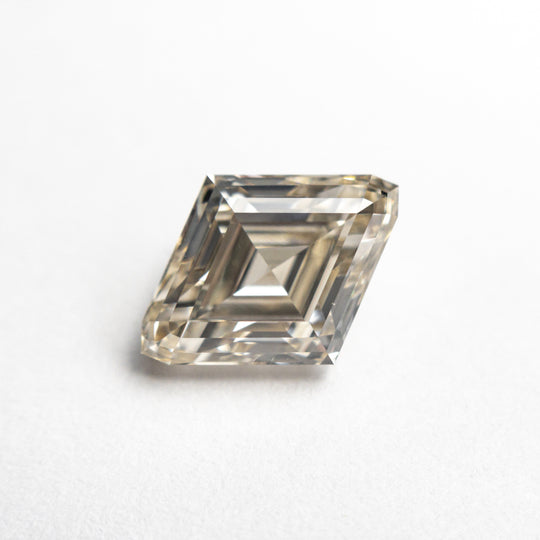 2.05ct 10.46x7.76x4.49mm SI1 C2 Lozenge Step Cut 23208-01 xx
