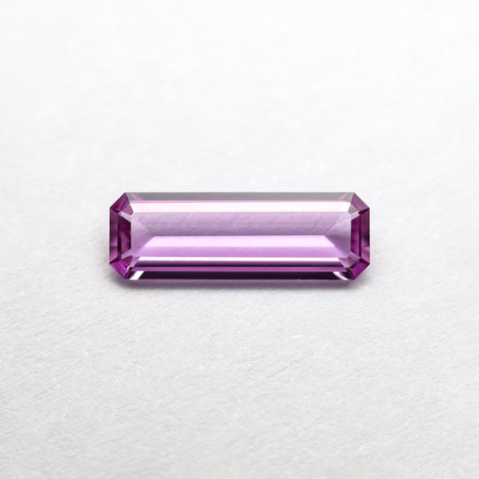 0.53ct 9.01x3.03x1.56mm Baguette Step Cut Sapphire 23771-03