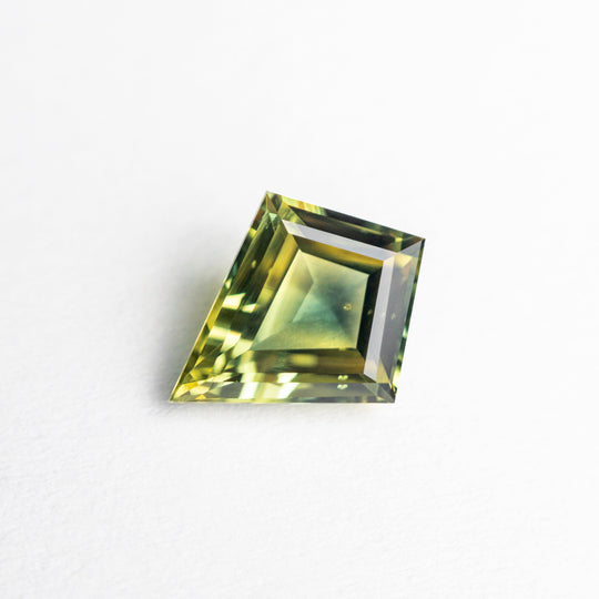1.04ct 8.40x6.82x3.16mm Kite Step Cut Sapphire 23804-04