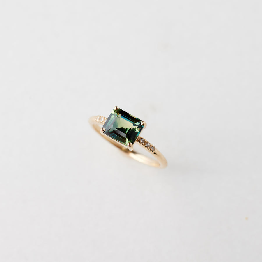 Lexi Ring - 1.54 Carat Blue Green Parti Sapphire