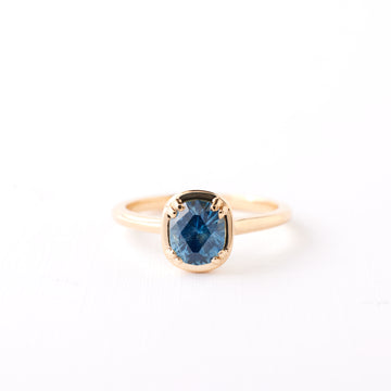 Carolyn Ring - 1.10 Carat Blue Geo Oval Sapphire