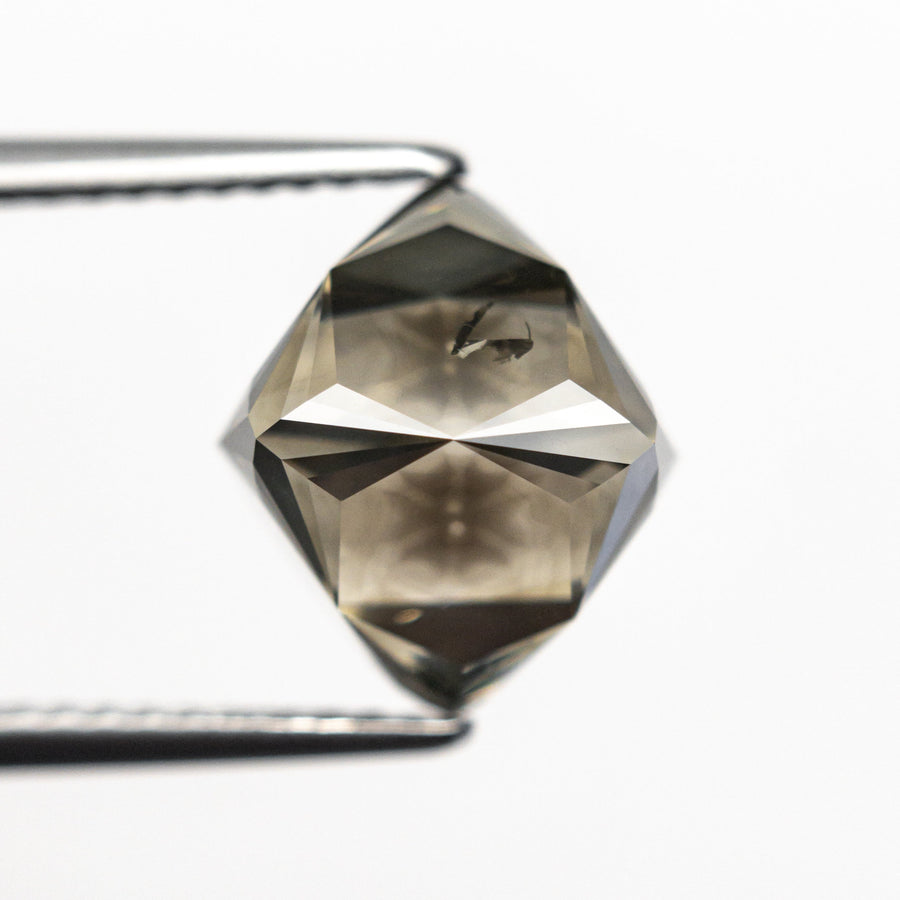 6.67ct 10.99x10.89x9.70mm Asteriated Octahedron 24522-01