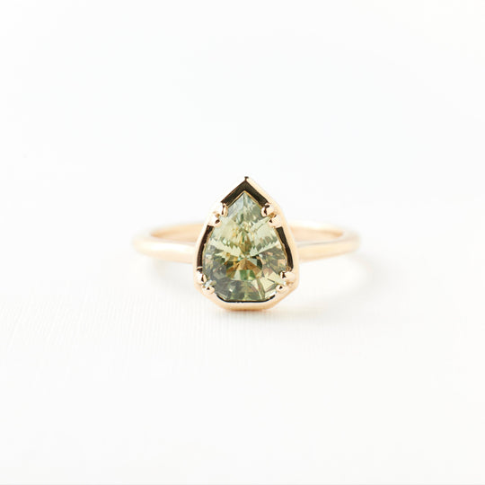 Customizable Carolyn Setting