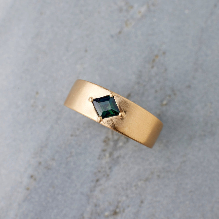 Silas Band - 0.60 Carat Indigo Kite Sapphire