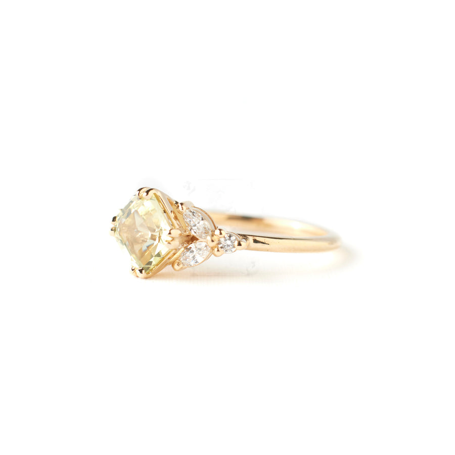Goldie Ring - 1.46 Carat Yellow Asscher-Cut Montana Sapphire