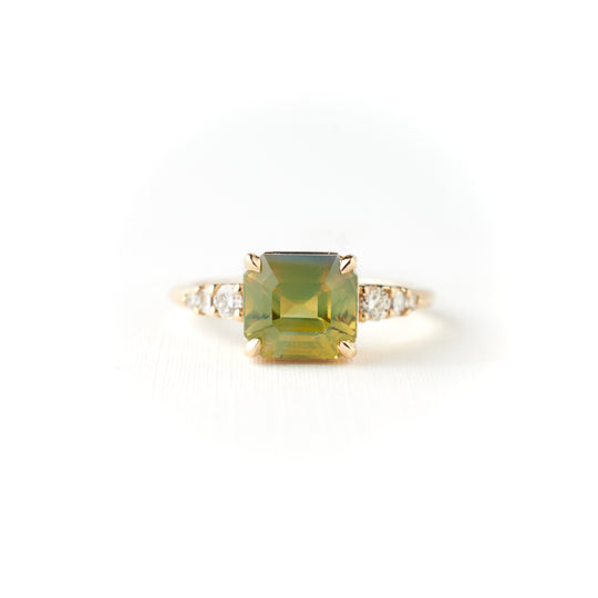 Siena Ring - 3.01 Carat Chartreuse Bi-Colored Emerald Cut Sapphire