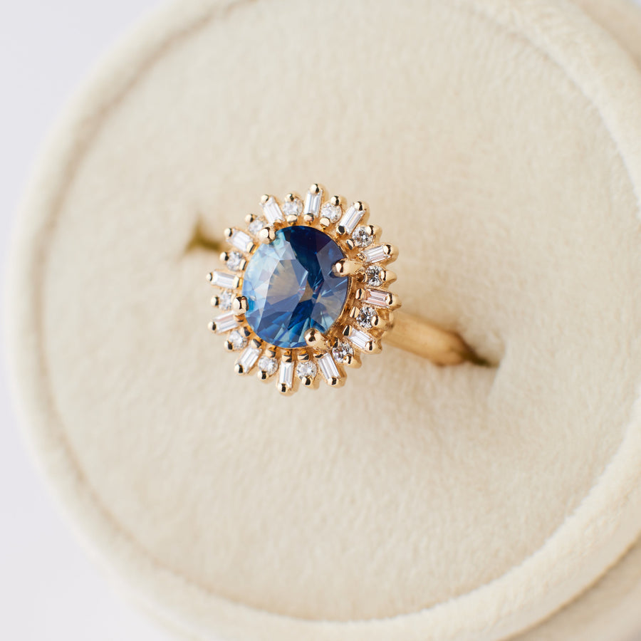 Arielle Ring - 2.04 Carat Light Blue Parti Oval Sapphire