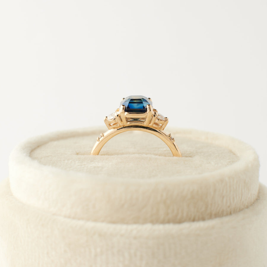 Desi Ring - 2.12 Carat Teal Blue Oval Sapphire