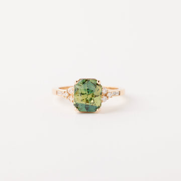 Marigold ring - 3.14 Carat Yellow Green Parti Radiant Sapphire