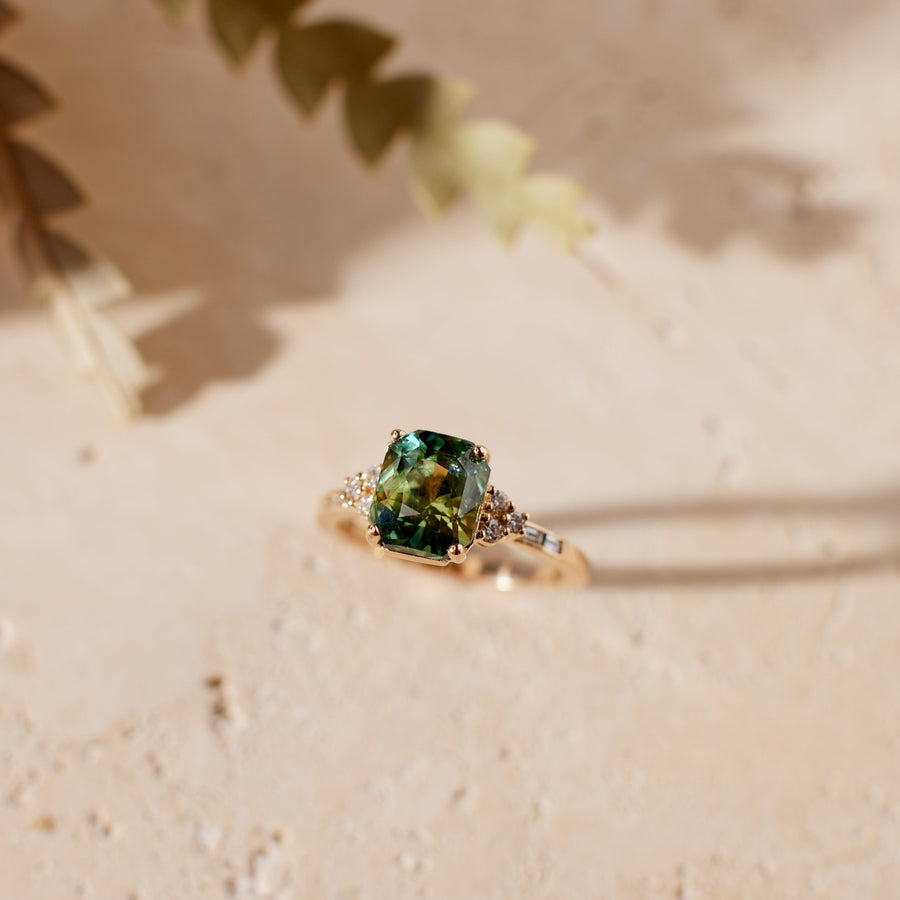 Marigold ring - 3.14 Carat Yellow Green Parti Radiant Sapphire