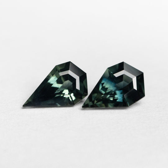 0.90ct 6.65x4.15x2.72mm 6.70x4.11x2.64mm Matching Pair Geometric Pear Sapphire 22768-13 xx